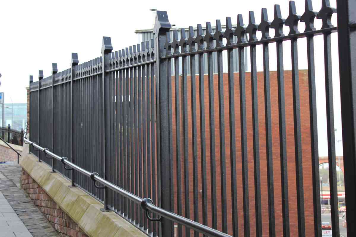 Railing / Fencing - Structural Steel and Metal Fabrication